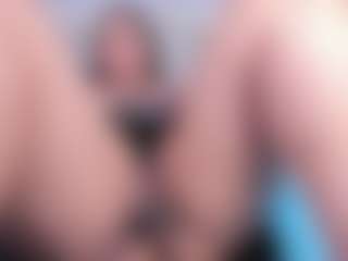 Julieta-Blue's Live Sex Cam Show