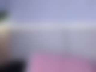Live cam show with Julieta-Blue - Public on Camsoda