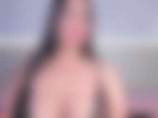 Live cam show with Julieta-Blue - Public Curvy on Instabang