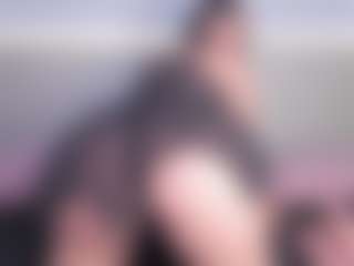 Julieta-Blue's Live Sex Cam Show