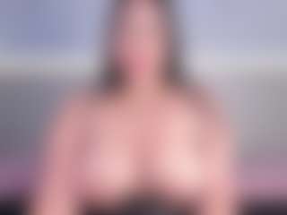 Julieta-Blue's Live Sex Cam Show