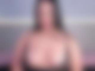 Julieta-Blue's Live Sex Cam Show
