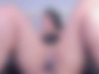 Julieta-Blue's Live Sex Cam Show