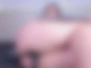 Julieta-Blue's Live Sex Cam Show