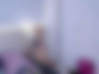 Julieta-Blue's Live Sex Cam Show
