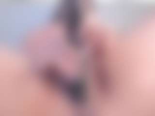 Julieta-Blue's Live Sex Cam Show