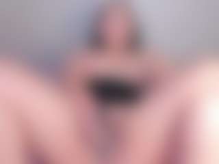 Julieta-Blue's Live Sex Cam Show