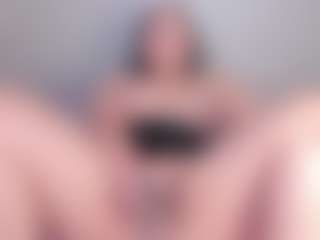 Julieta-Blue's Live Sex Cam Show