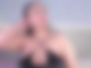 Julieta-Blue's Live Sex Cam Show