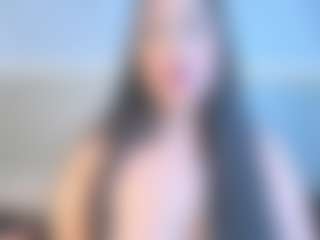 Live cam show with Julieta-Blue - Brown Eyes Curvy on nudelive.tv
