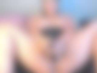 Julieta-Blue's Live Sex Cam Show