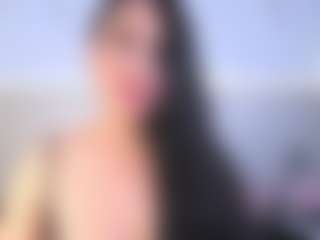 Julieta-Blue's Live Sex Cam Show
