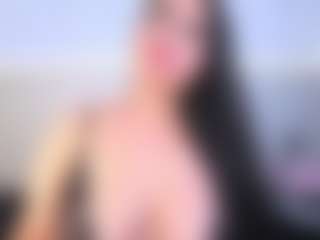 Julieta-Blue's Live Sex Cam Show