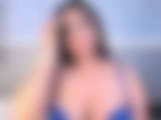 Julieta-Blue's Live Sex Cam Show