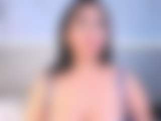 Julieta-Blue's Live Sex Cam Show