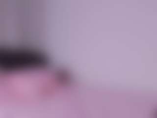 Live cam show with KessyLayssa - Solo on Camsoda