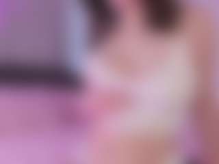 Live cam show with KessyLayssa - Bikini on Camming Site