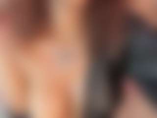 Live cam show with Sofi - Hairy Pussy Teen (18+) on CamSextacy