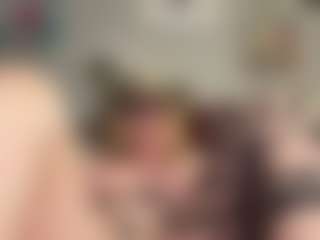 Live cam show with thickbarbie6969 - Middle Aged on eurowanks.com