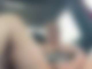 Live cam show with thickbarbie6969 - Fucking on Camsoda