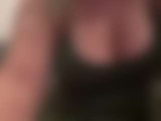 thickbarbie6969's Live Sex Cam Show