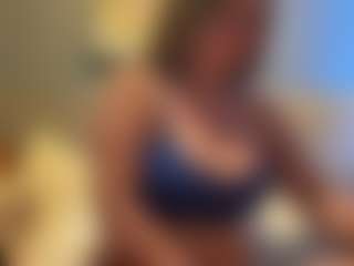 thickbarbie6969's Live Sex Cam Show
