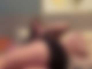 Live cam show with thickbarbie6969 - Curvy Middle Aged on Big Tits