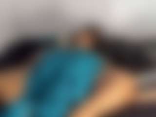 RealLocsofChocolate's Live Sex Cam Show