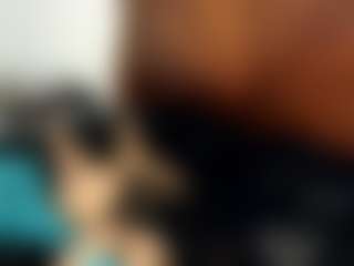 Live cam show with RealLocsofChocolate - Spoiled on Uber Horny
