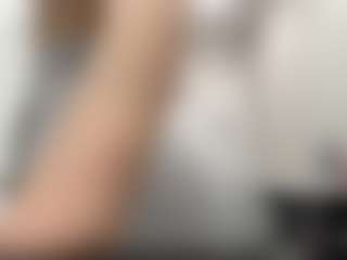DanyelHolstad's Live Sex Cam Show