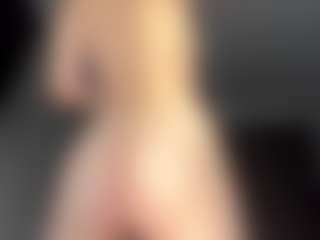 DanyelHolstad's Live Sex Cam Show