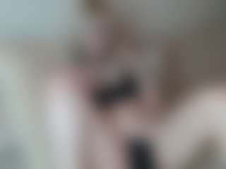 Live cam show with Judith - Slave on Strip Flash - Live Sex Shows