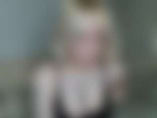 Live cam show with Judith - Twerking on TeamSkeetLive