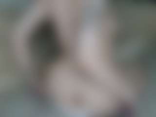 Live cam show with Judith - Slave on Hubzter Live