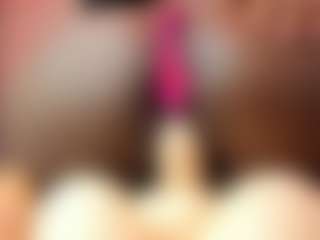 Live cam show with IrisHerrera - BBW on Camsoda