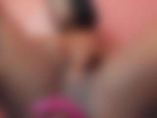 IrisHerrera's Live Sex Cam Show