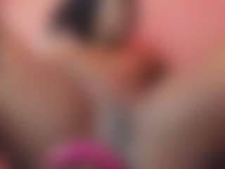 Live cam show with IrisHerrera - Average on Camsoda