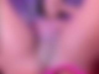 IrisHerrera's Live Sex Cam Show