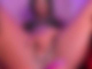 IrisHerrera's Live Sex Cam Show