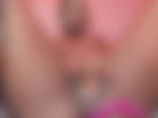 IrisHerrera's Live Sex Cam Show