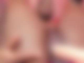 Live cam show with IrisHerrera - Ebony on Camsoda | colombia