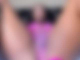 IrisHerrera's Live Sex Cam Show