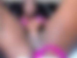 IrisHerrera's Live Sex Cam Show