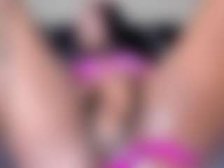 IrisHerrera's Live Sex Cam Show