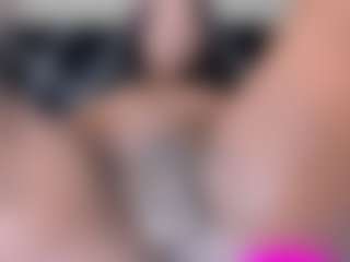 IrisHerrera's Live Sex Cam Show