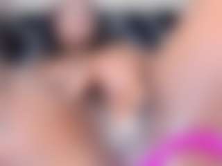 IrisHerrera's Live Sex Cam Show