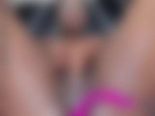 IrisHerrera's Live Sex Cam Show