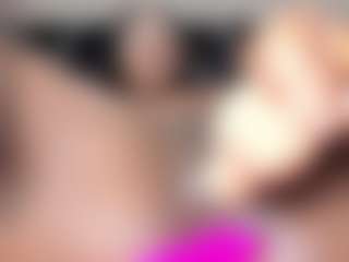 Live cam show with IrisHerrera - Ebony Squirt on Dare Cams