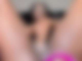 Live cam show with IrisHerrera - BBW Ebony on Streamer API