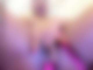 IrisHerrera's Live Sex Cam Show
